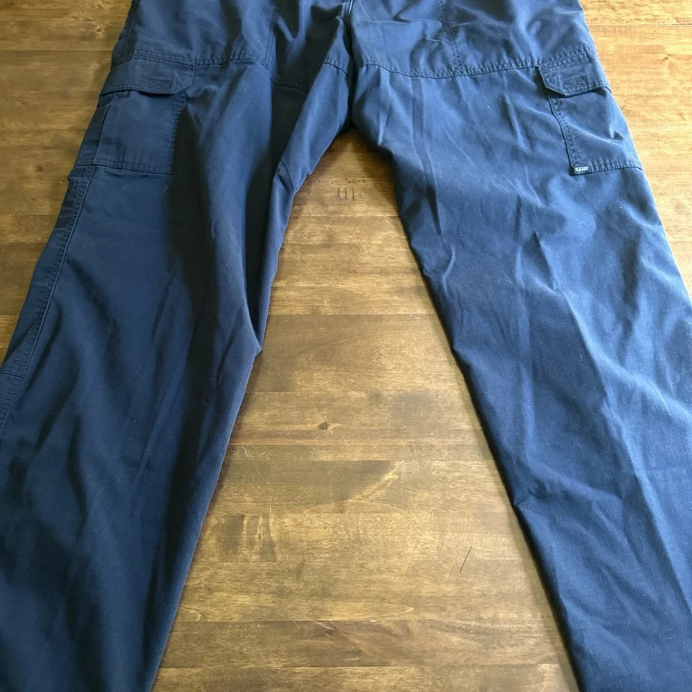 5.11 Tactical Series Pants US 44/36 Navy Blue Cargo Military Style 🇺🇸‎